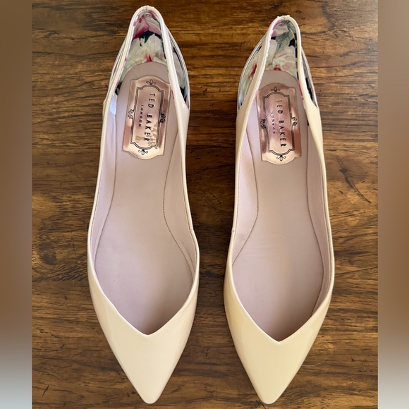 TED BAKER LONDON Dabih Cutout Pointy Toe Flat 39.5 - Picture 2 of 7